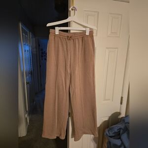 Discount Divas Casual Tan Wide-Leg Sweat Pants - NEVER WORN